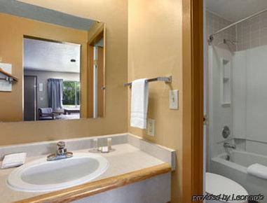 Howard Johnson By Wyndham Boise Quarto foto